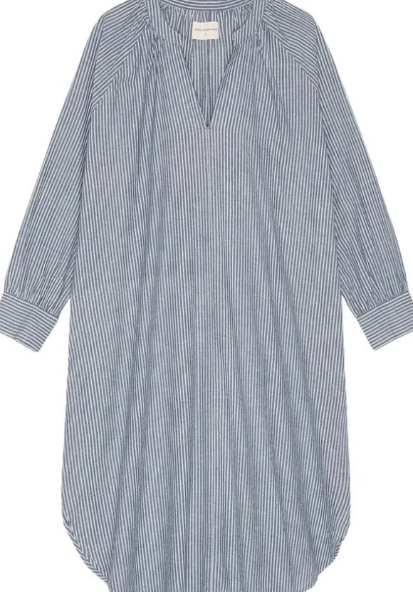 above dress stripe