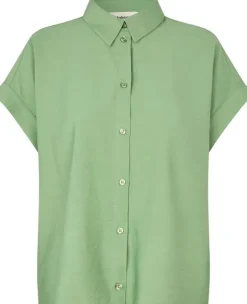 Aidamd shirt