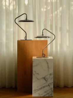 ARTIST TABLE LED BLACK