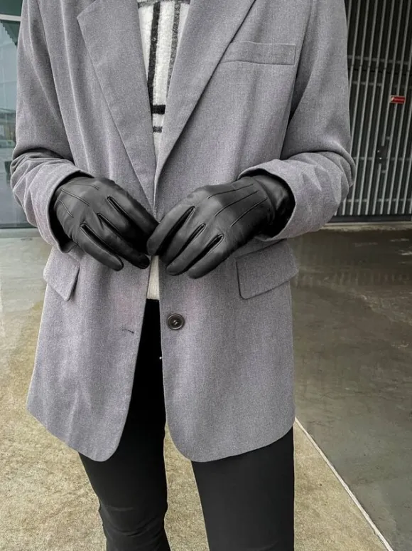 CariannaMBG Glove