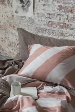 DIAGONAL bed set