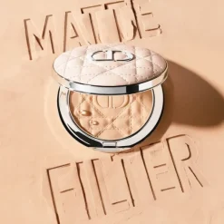 Dior Forever Nude Radiant Filter Blurring Setting Powder