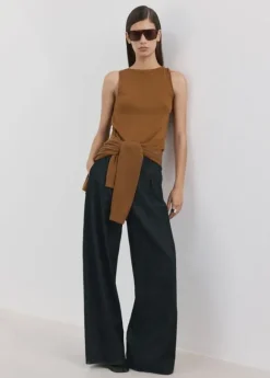 Fine-knit top
