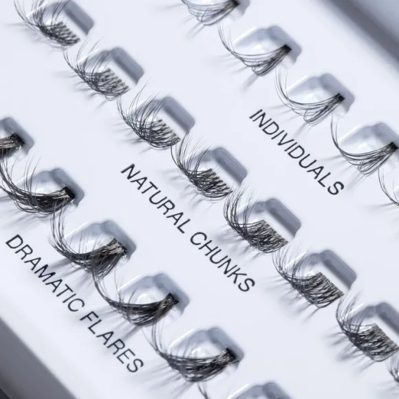 Hoodie Flares #25 - Classic Lashes
