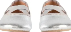 Indoors shoe