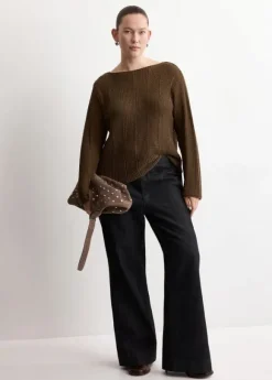 Knitted ribbed sweater