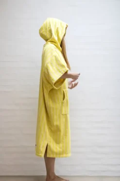 Naram Poncho - pristine & neon yellow