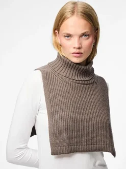 PCJANNI NECKWARMER NOOS BC