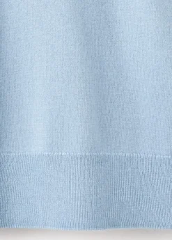 Round-neck knitted sweater